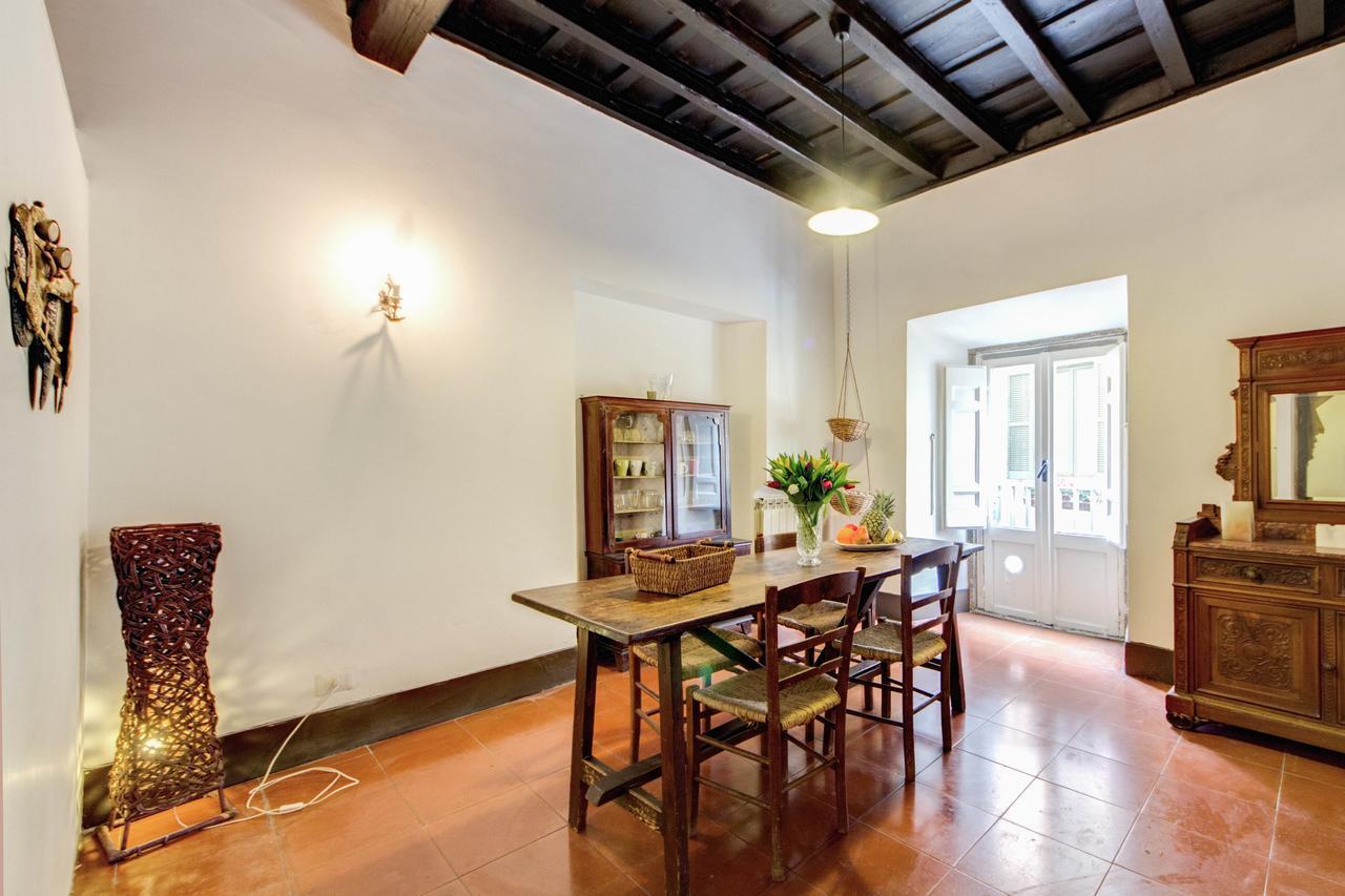 de 120 m² en Plaza Navona, con 2 habitación Roma Exterior foto